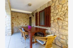 Apartments with a parking space Mali Lošinj, Lošinj - 20594
