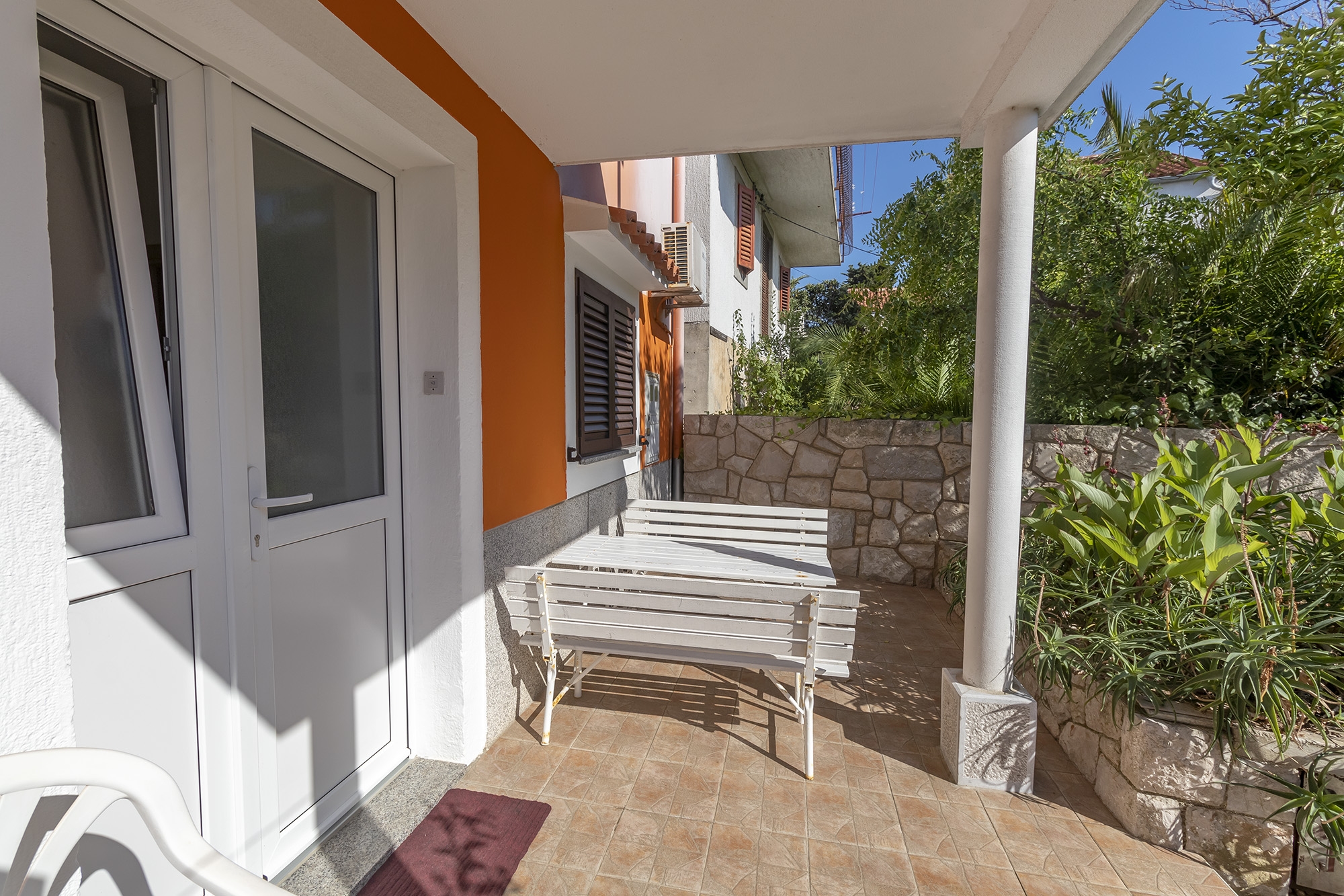 Three bedroom apartment with terrace Mali Lošinj, Lošinj  A-a