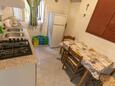 Mali Lošinj, Dining room in the studio-apartment, (pet friendly) and WiFi.
