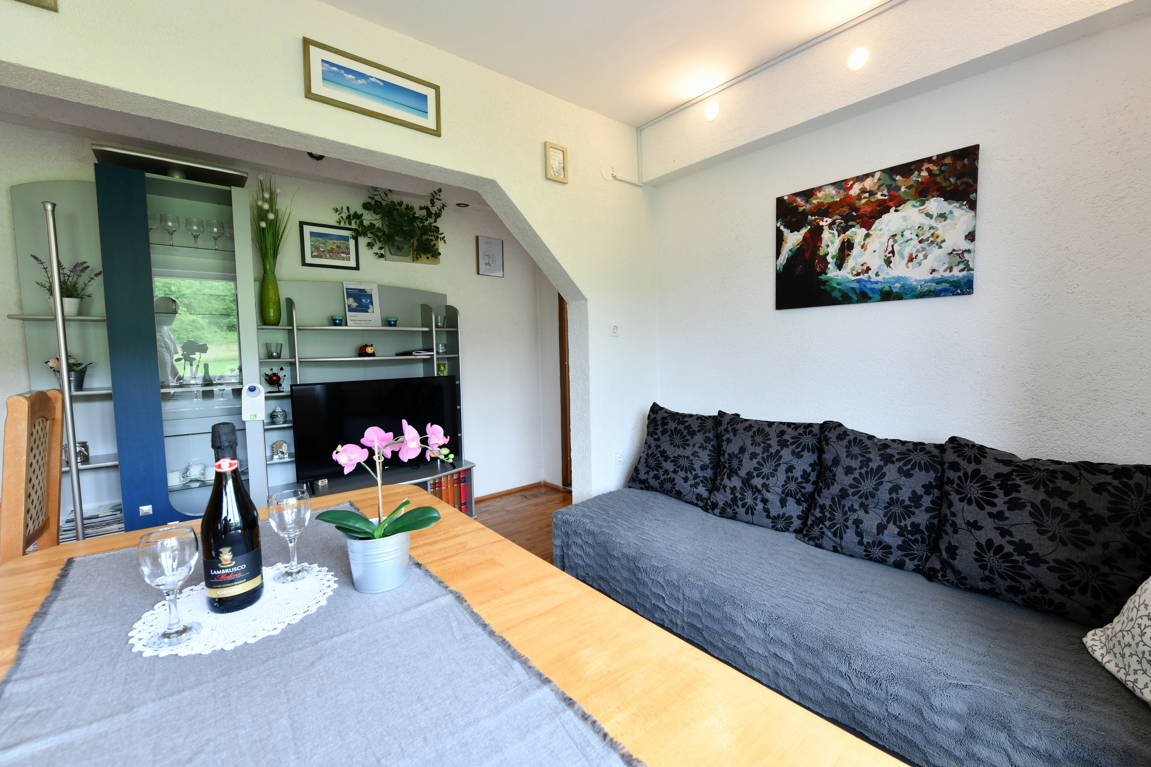 Two bedroom apartment with terrace Rakovica, Plitvice  A-a