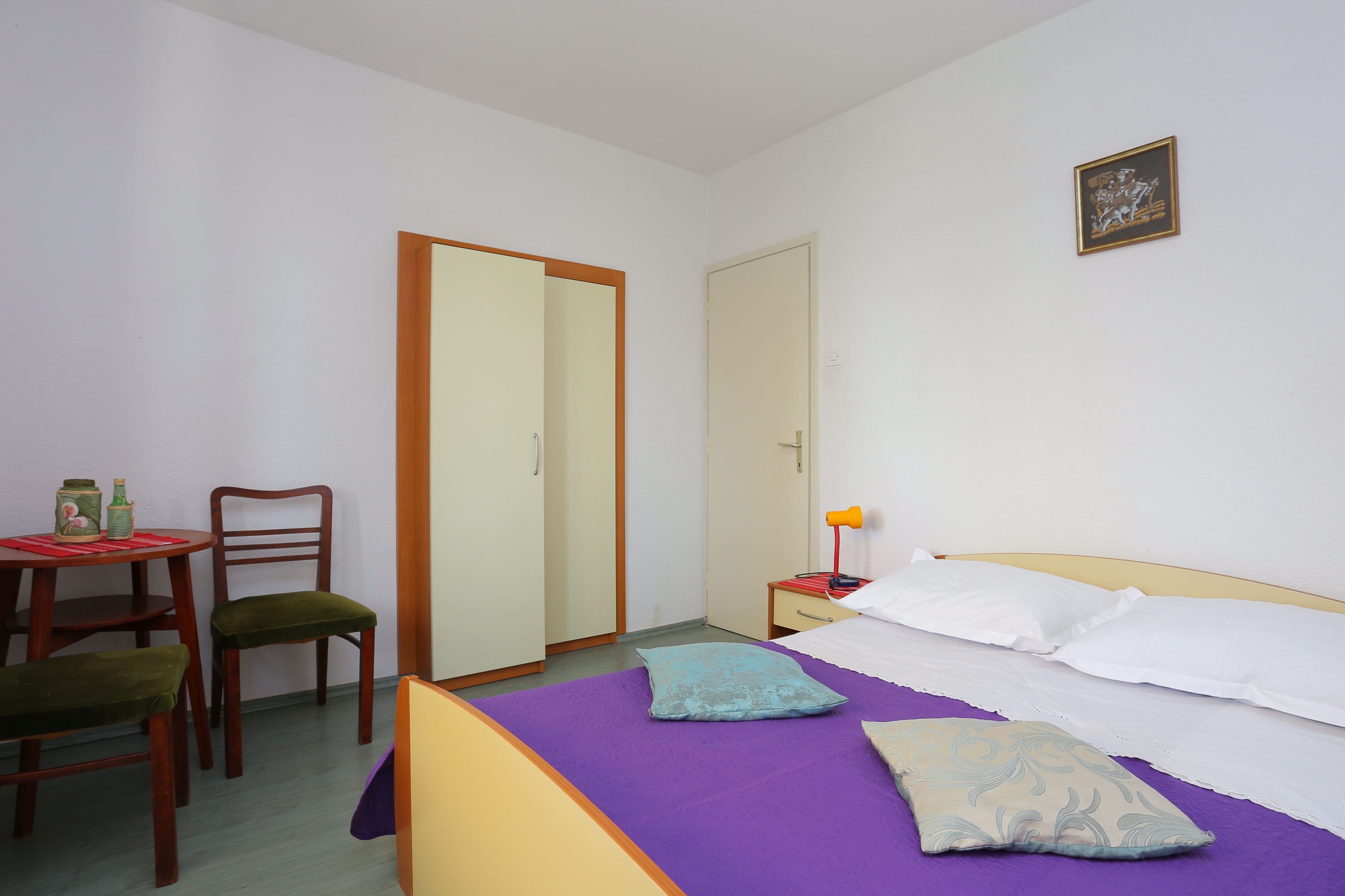 Three bedroom apartment with terrace and sea view Brela, Makarska  A-a