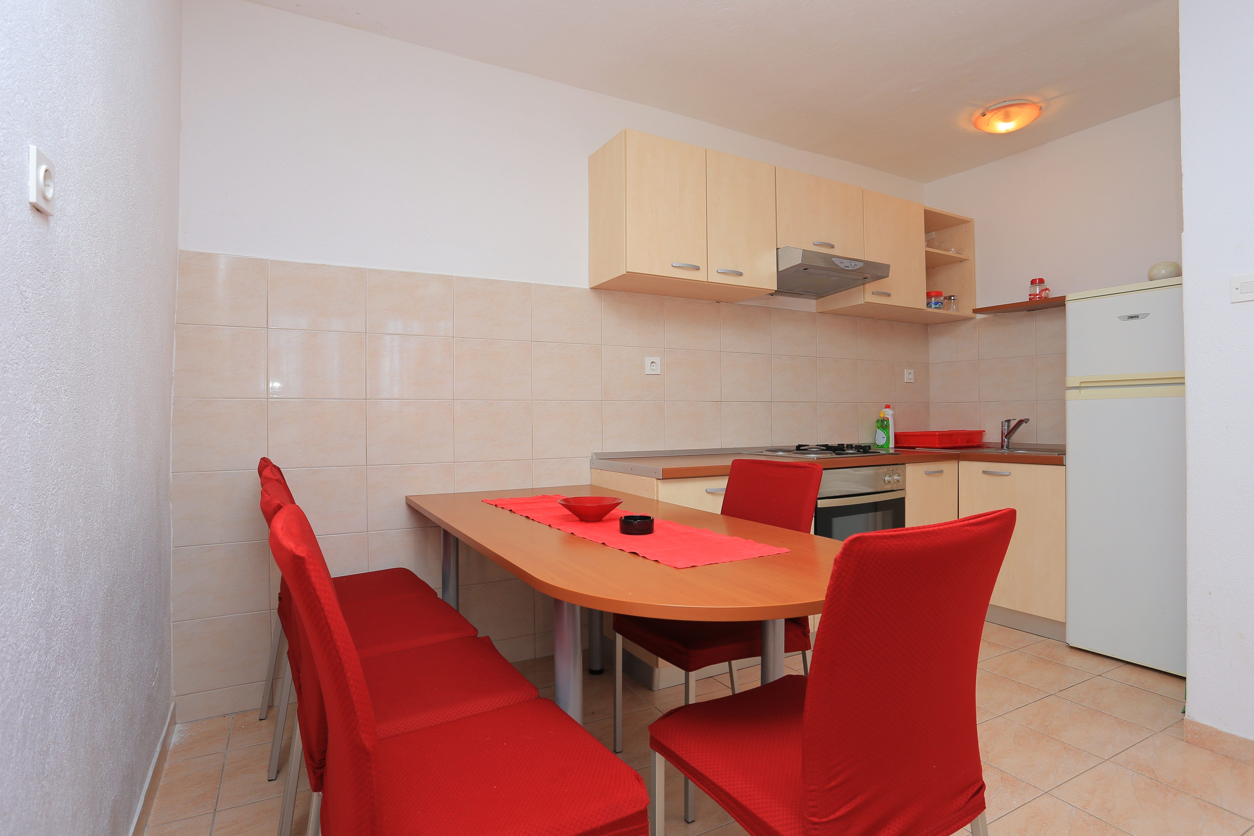 Three bedroom apartment with terrace and sea view Brela, Makarska  A-a