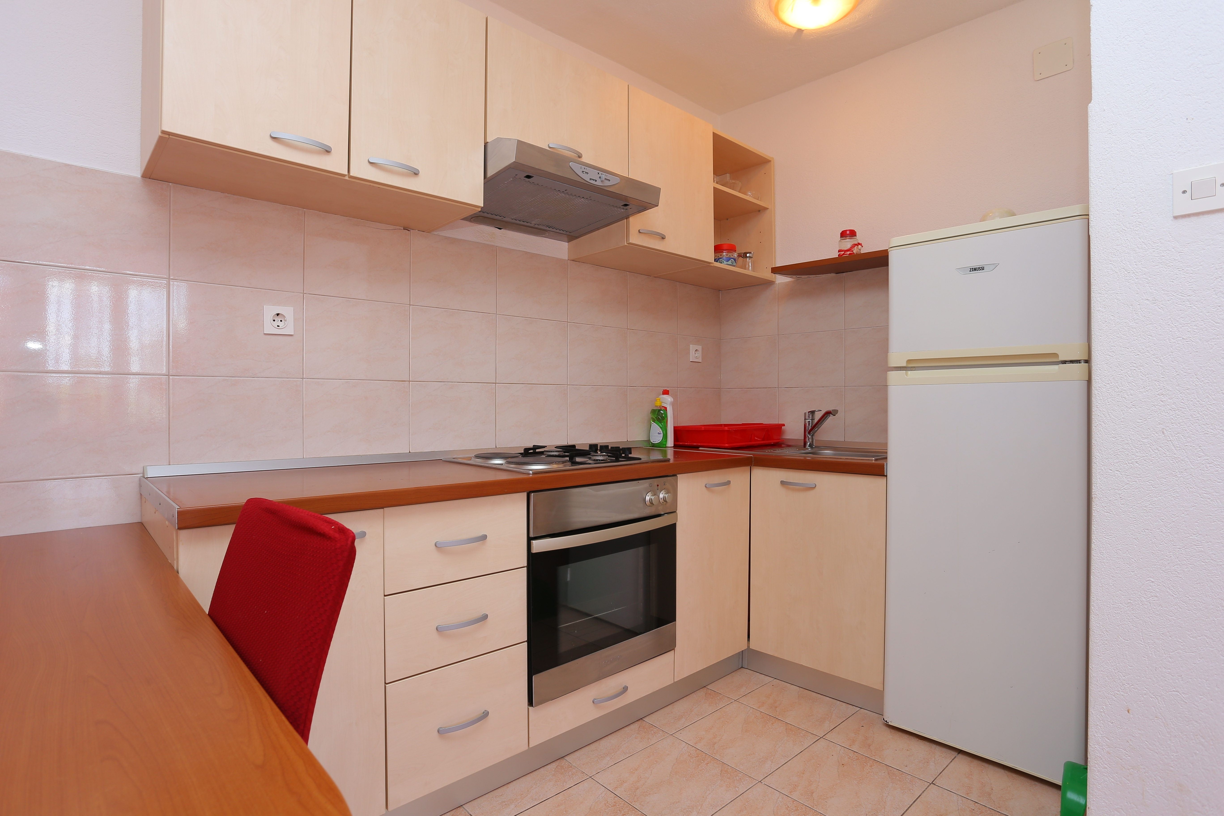 Three bedroom apartment with terrace and sea view Brela, Makarska  A-a