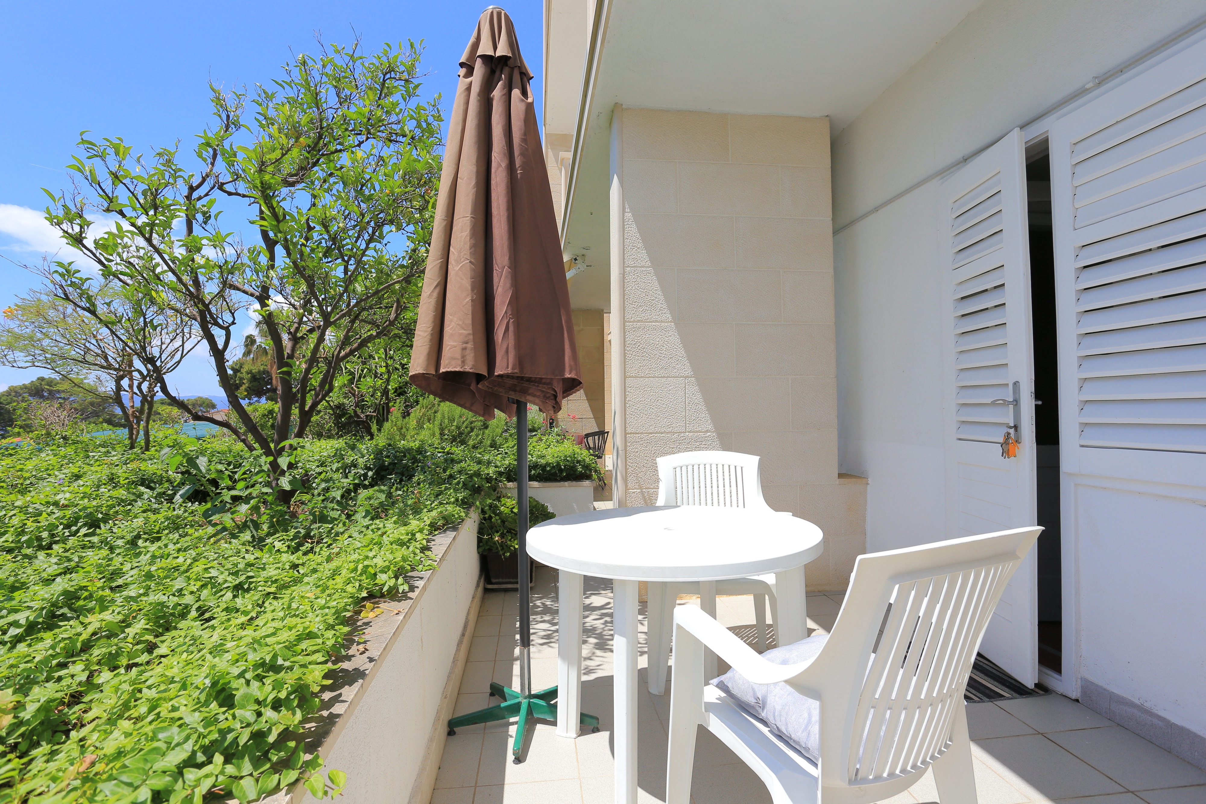 Three bedroom apartment with terrace and sea view Brela, Makarska  A-a