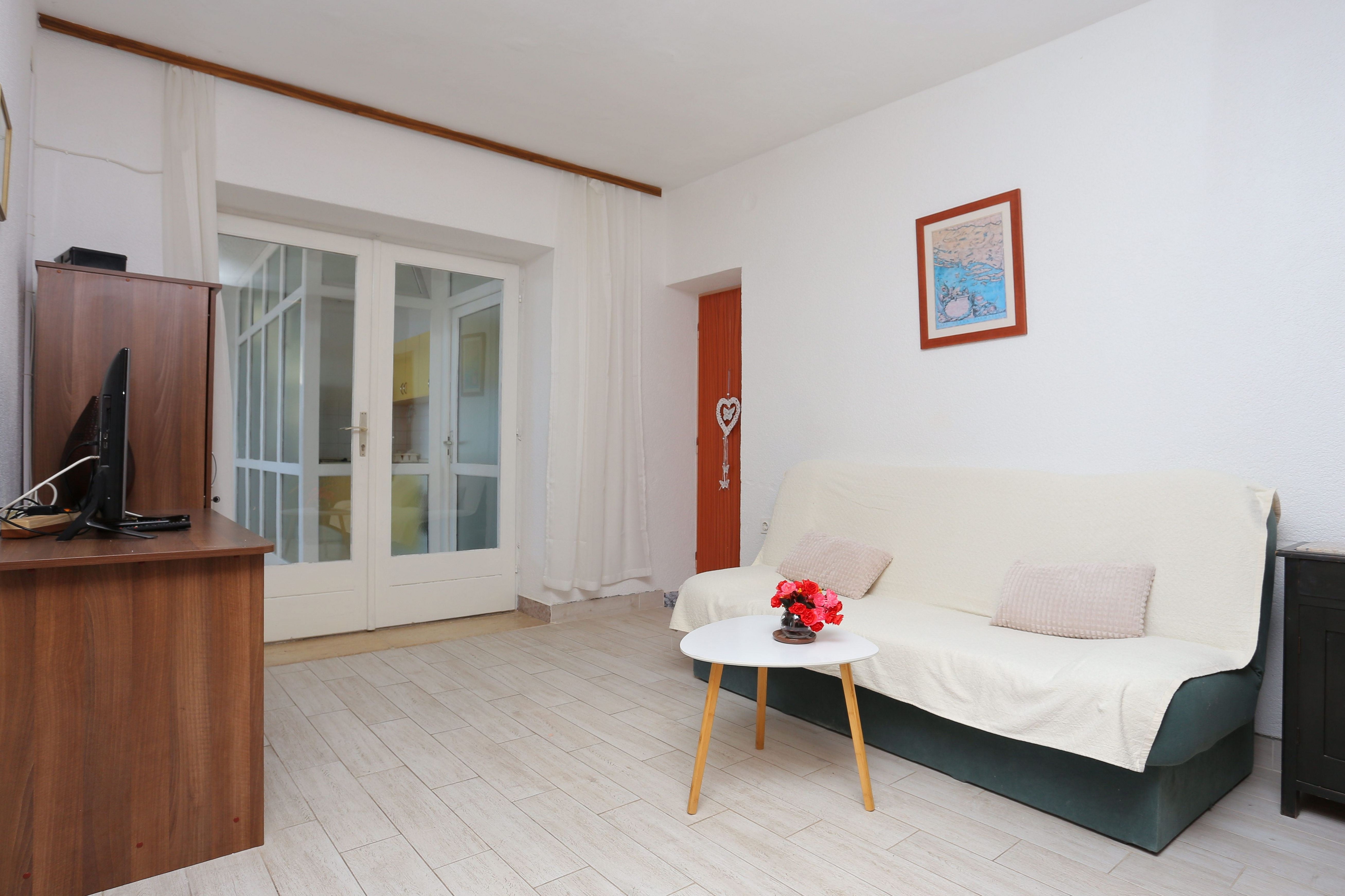 Two bedroom apartment with terrace and sea view Brela, Makarska  A-b