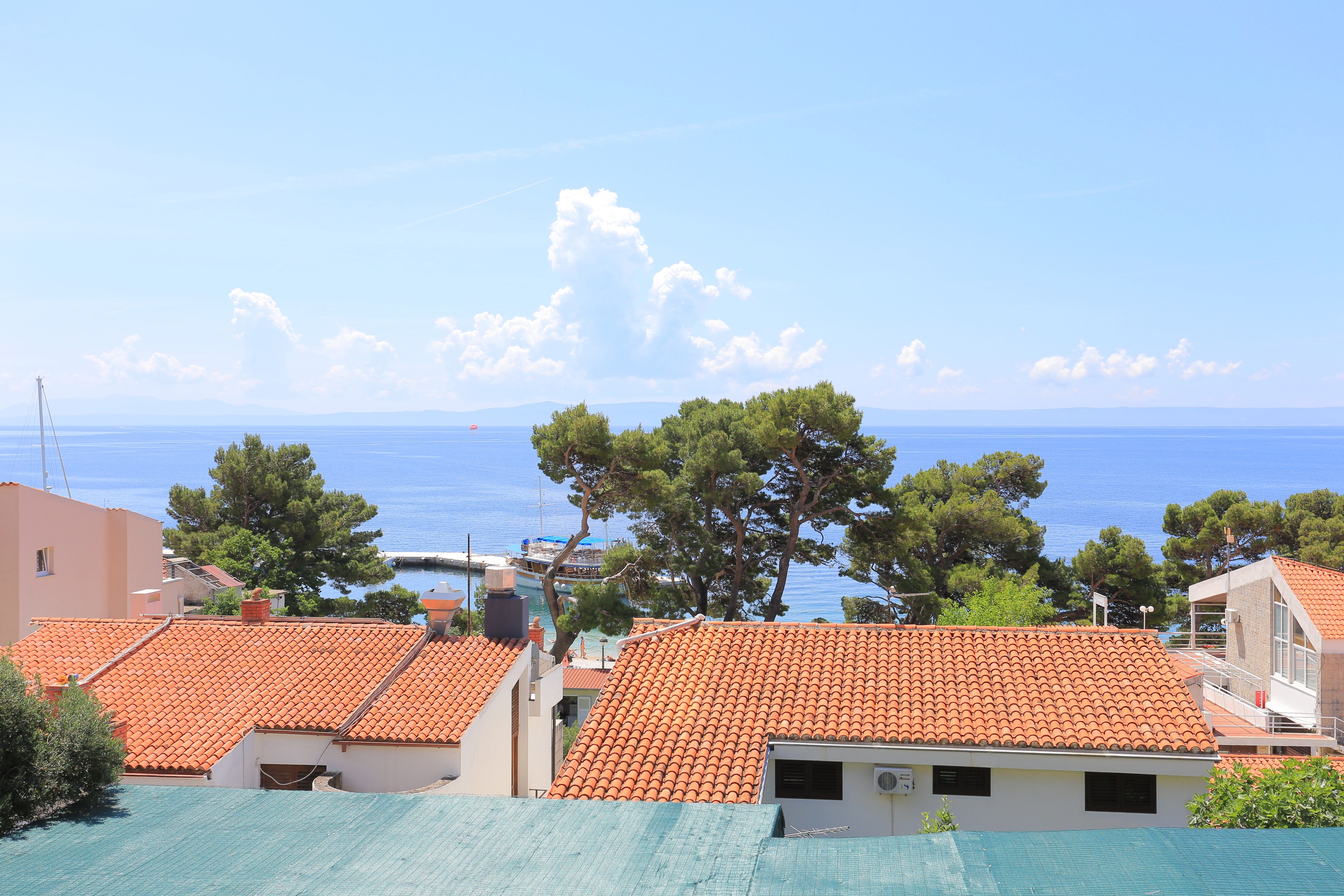 Two bedroom apartment with terrace and sea view Brela, Makarska  A-b