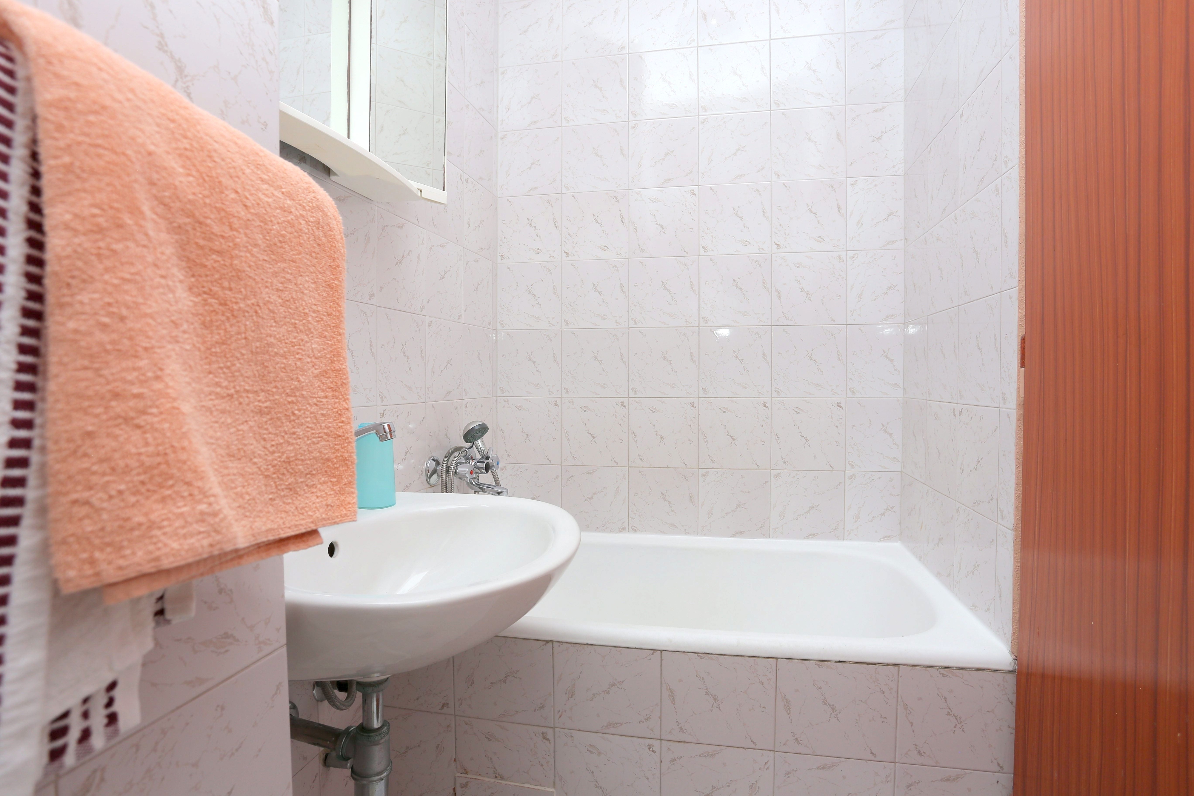One bedroom apartment with terrace and sea view Brela, Makarska  A-c