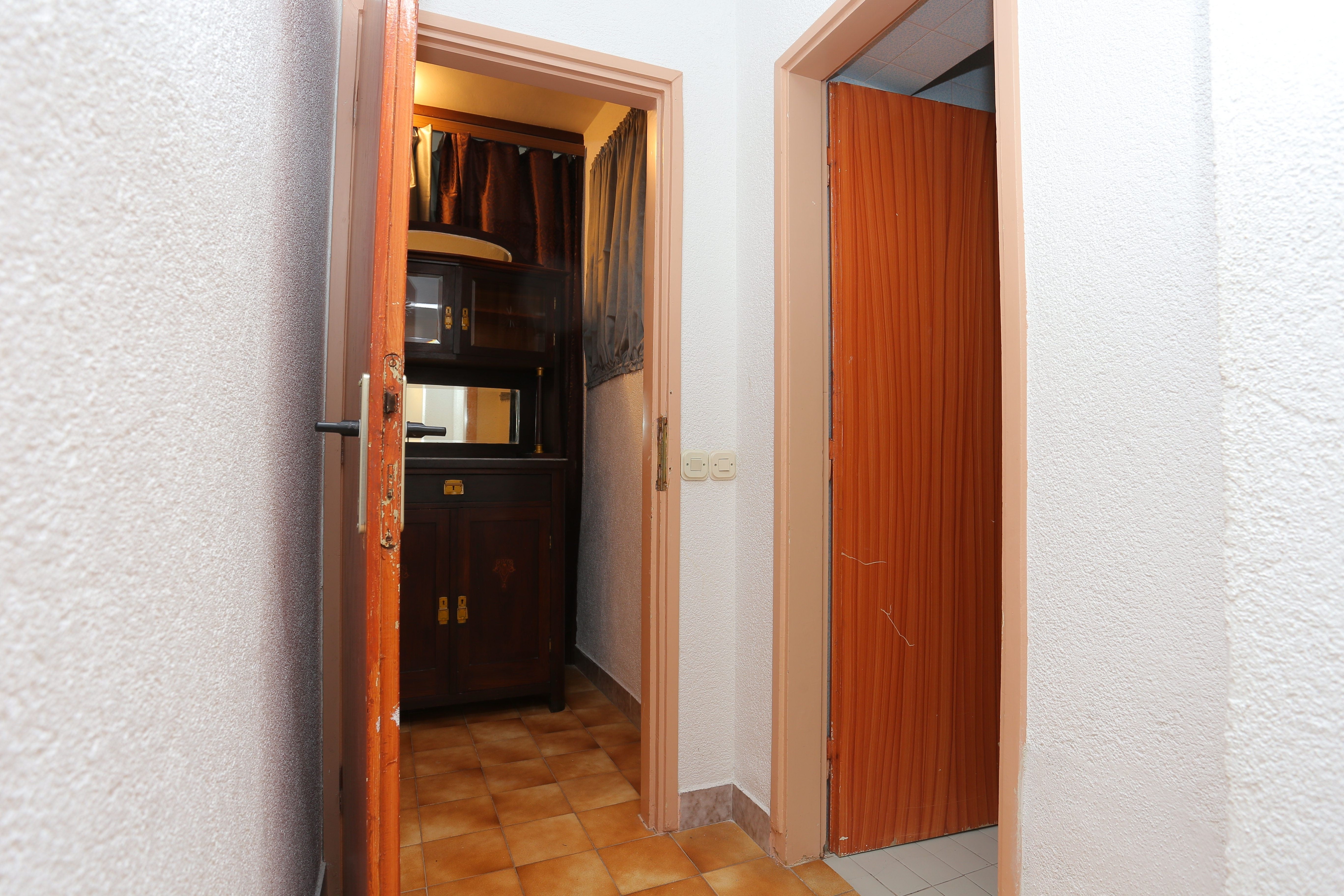 One bedroom apartment with terrace and sea view Brela, Makarska  A-c