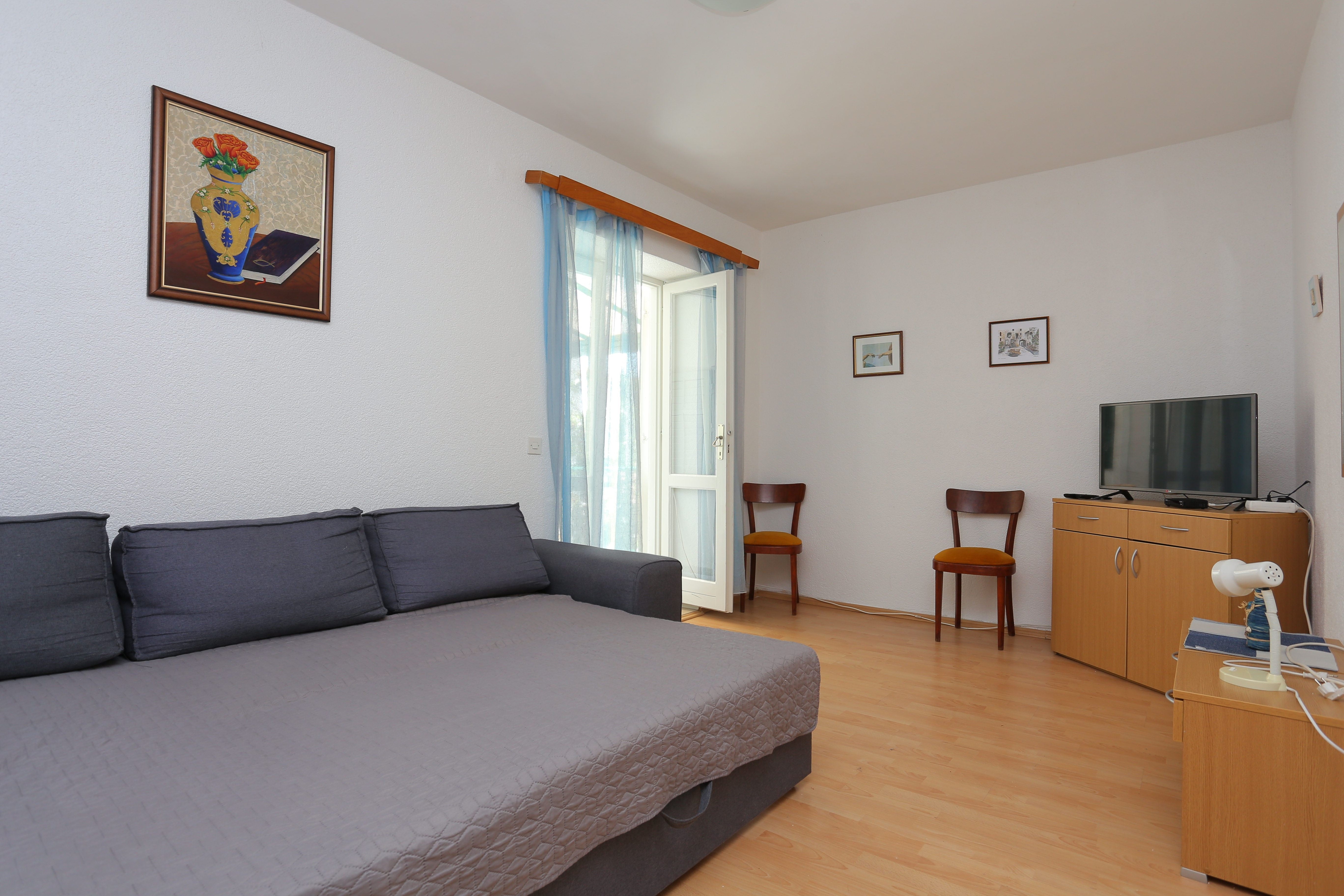 One bedroom apartment with terrace and sea view Brela, Makarska  A-c