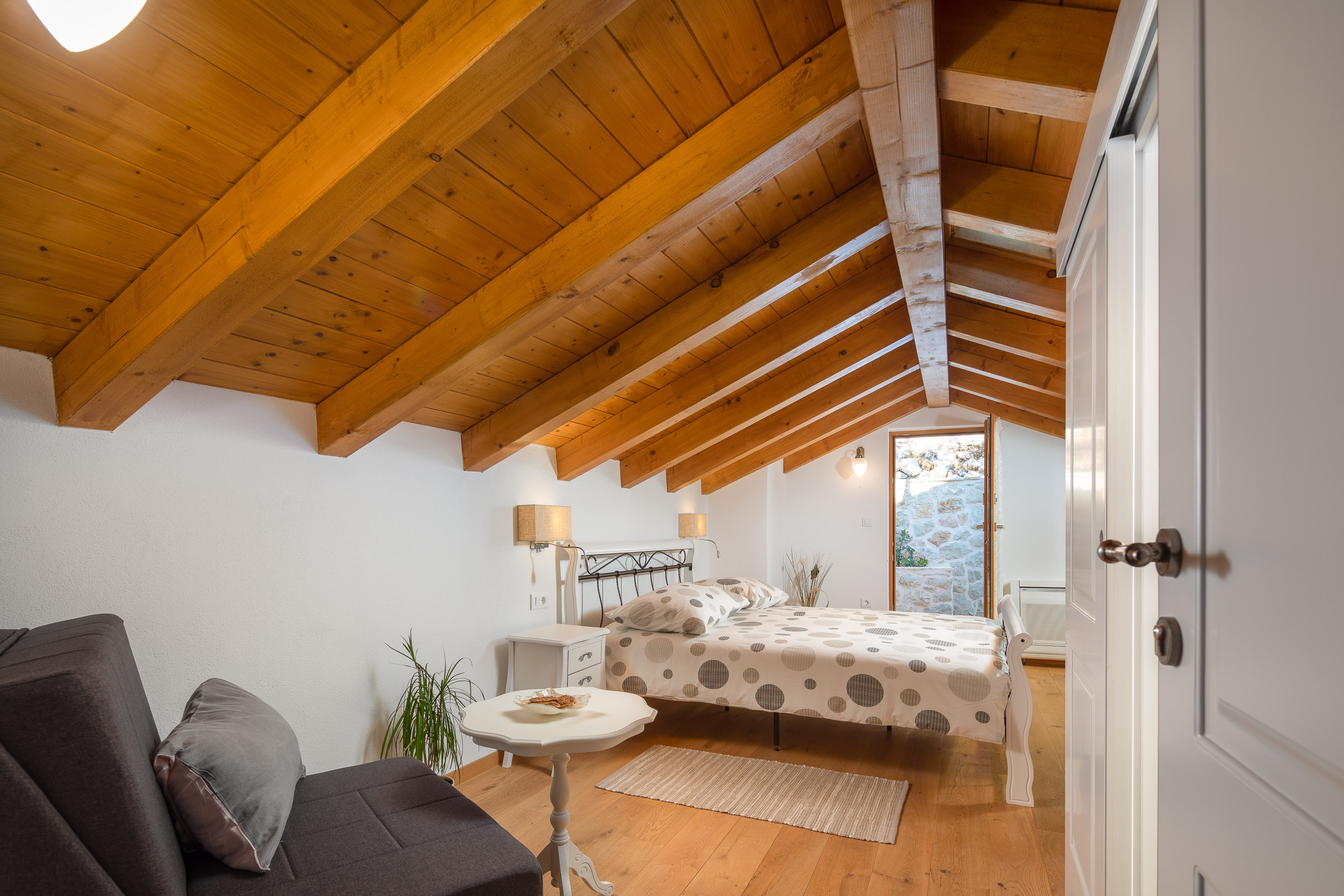 Three bedroom house with terrace Malo Grablje, Hvar  K