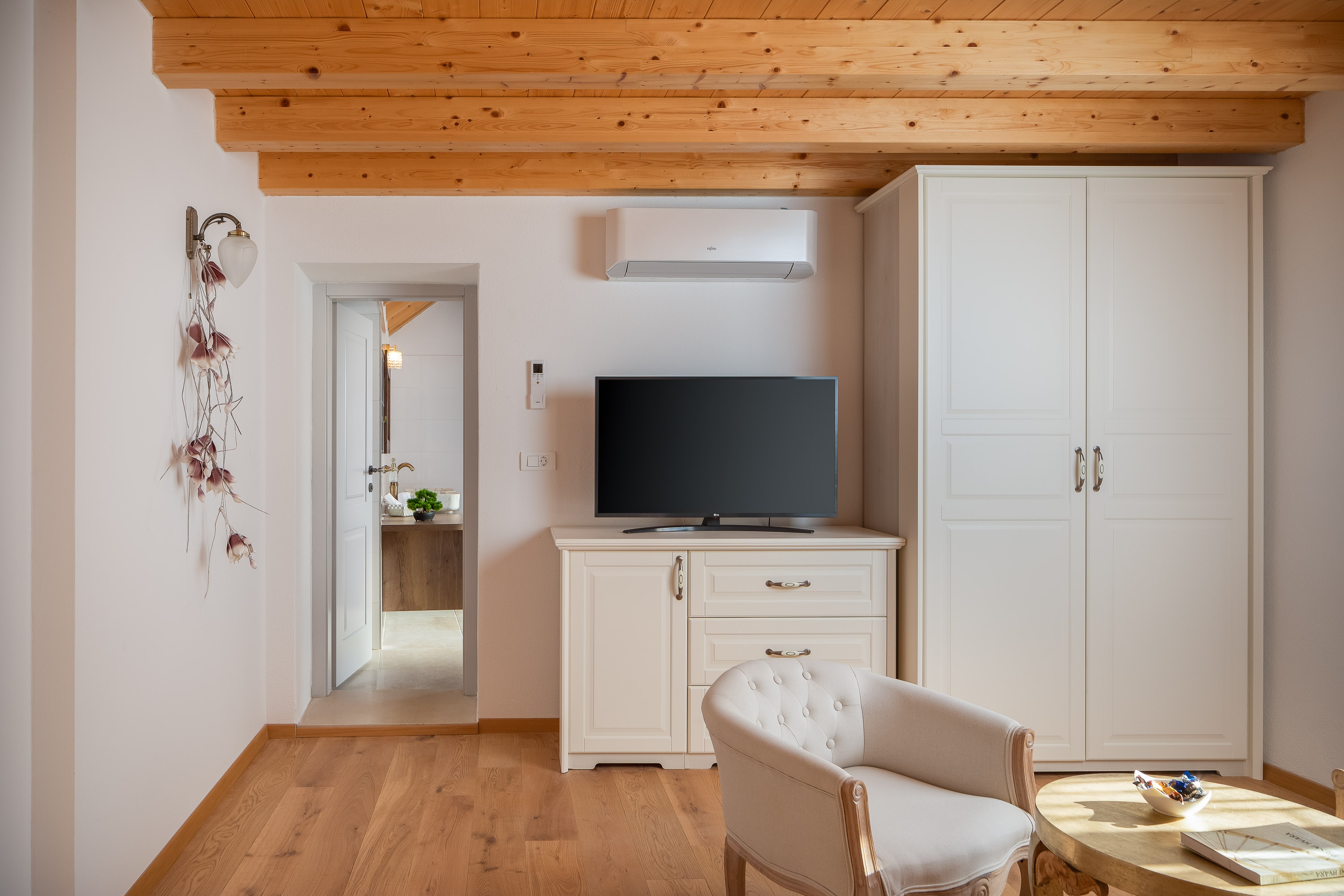 Three bedroom house with terrace Malo Grablje, Hvar  K