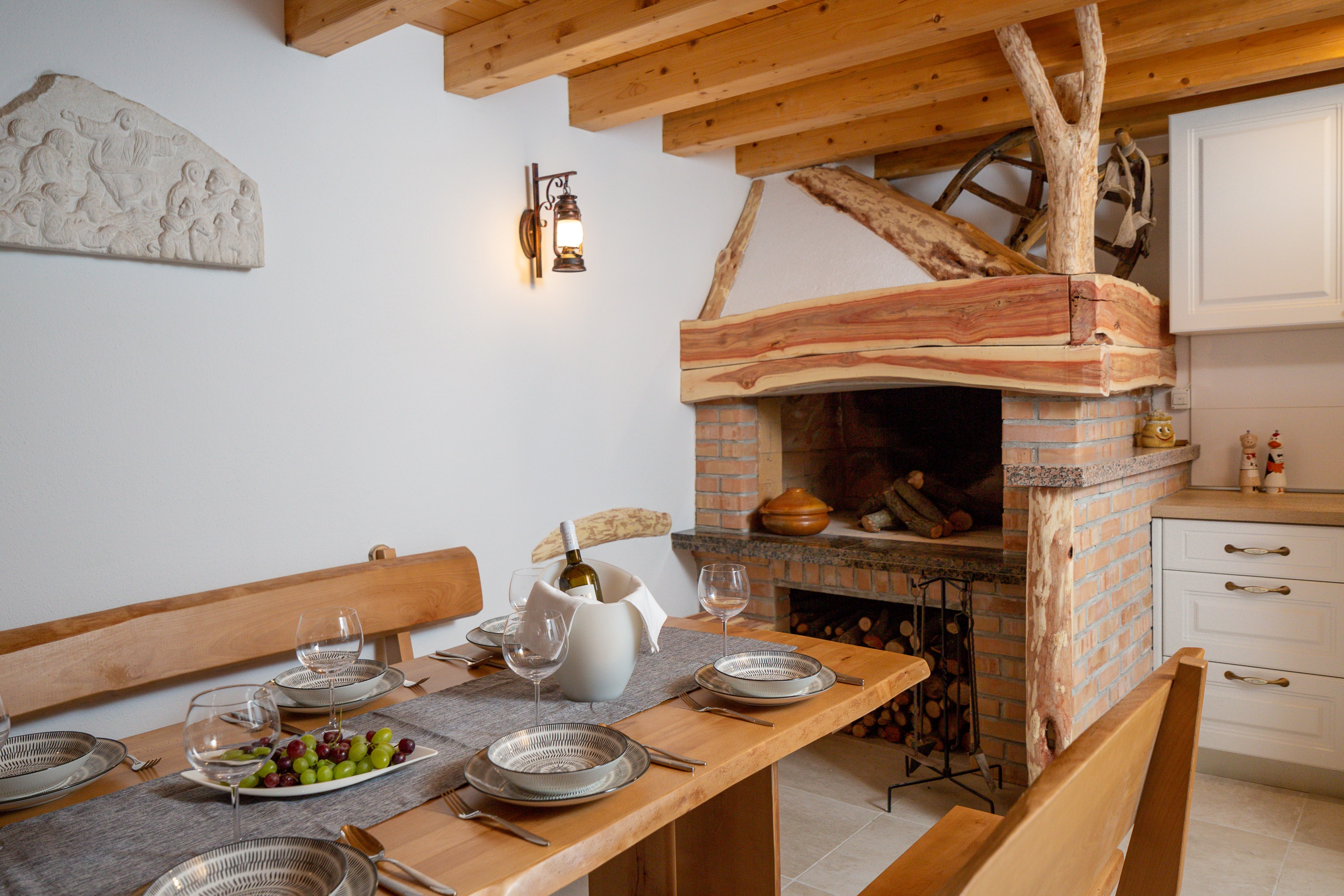 Three bedroom house with terrace Malo Grablje, Hvar  K