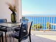 Prigradica, Terrace in the studio-apartment, with a sea view and WiFi.