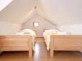 Zavala, Bedroom in the studio-apartment, WiFi.