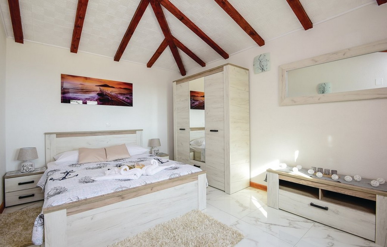 Comfortable and spacious house with terrace and sea view Orebić, Pelješac  K
