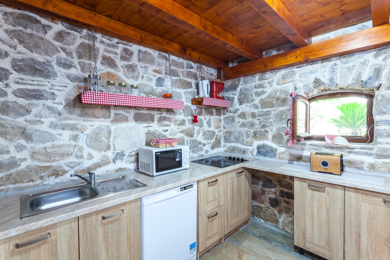 Comfortable and spacious house with terrace and sea view Orebić, Pelješac  K