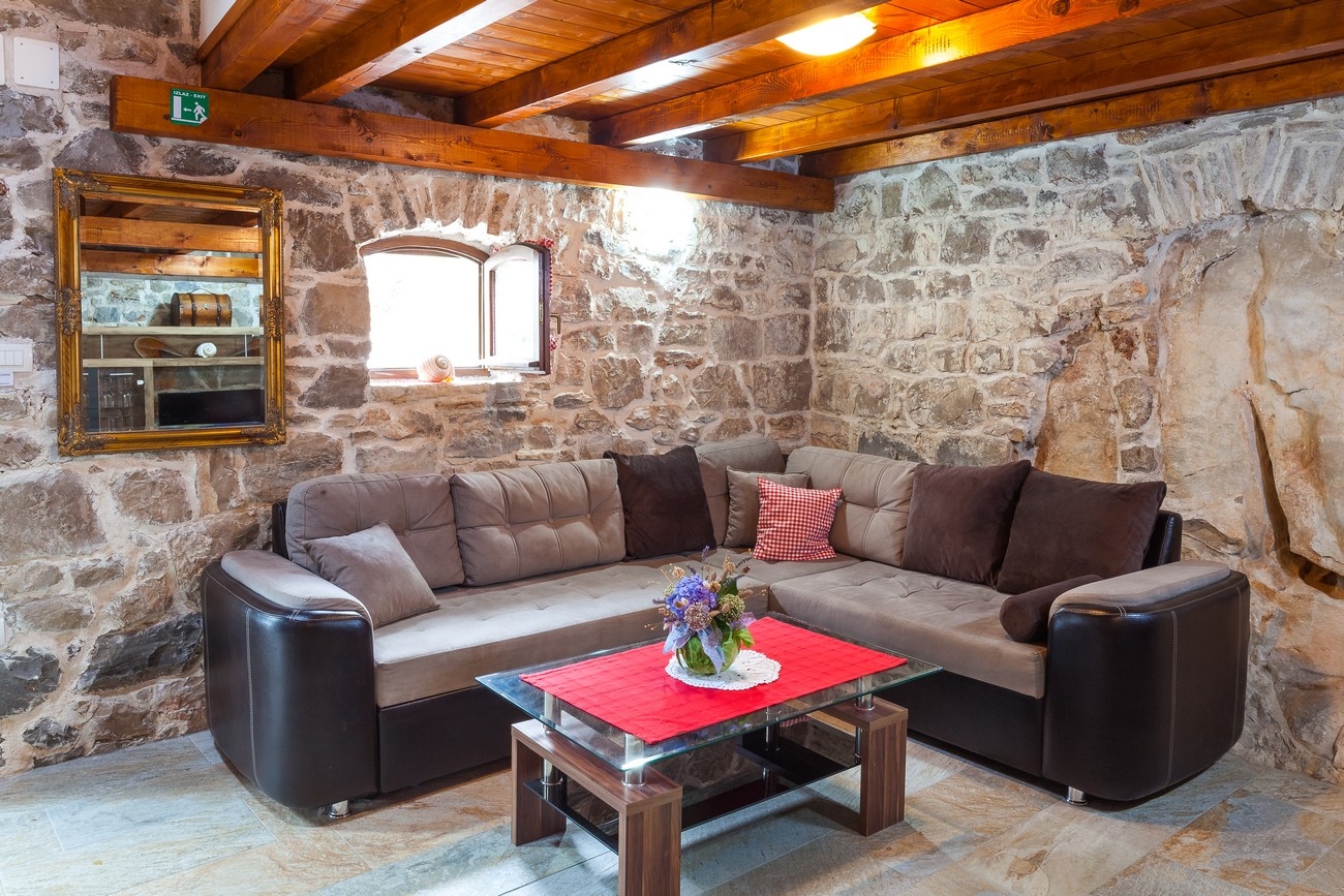 Comfortable and spacious house with terrace and sea view Orebić, Pelješac (K-20612)