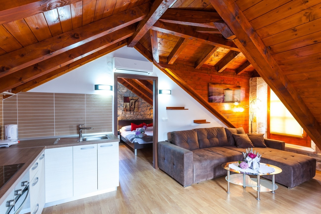 Comfortable and spacious house with terrace and sea view Orebić, Pelješac  K