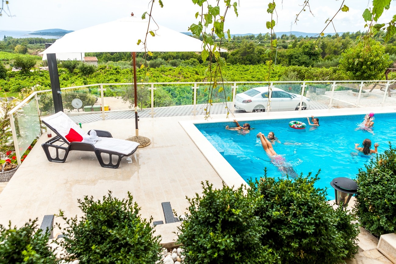 Comfortable and spacious house with terrace and sea view Orebić, Pelješac  K
