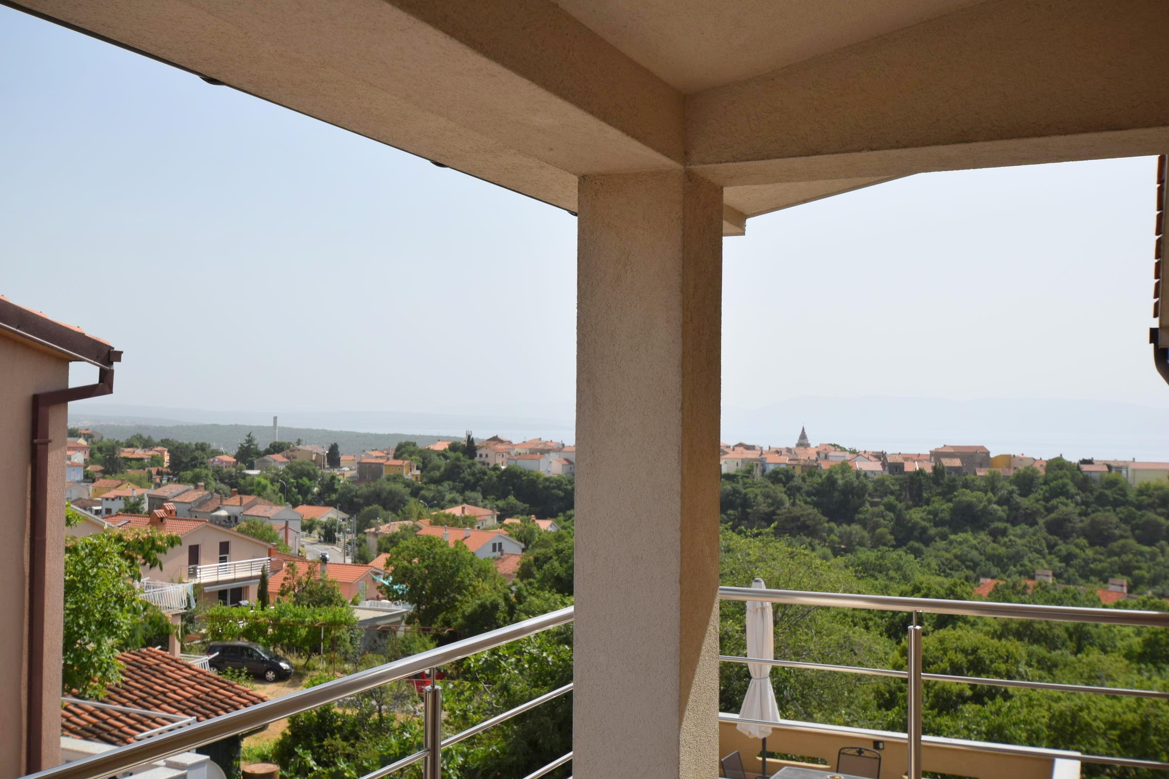 Three bedroom apartment with terrace and sea view Omišalj, Krk  A-b
