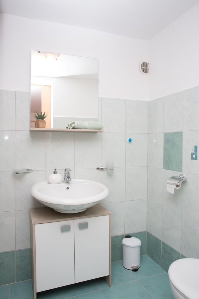 Two bedroom house near beach Žrnovska Banja, Korčula  K