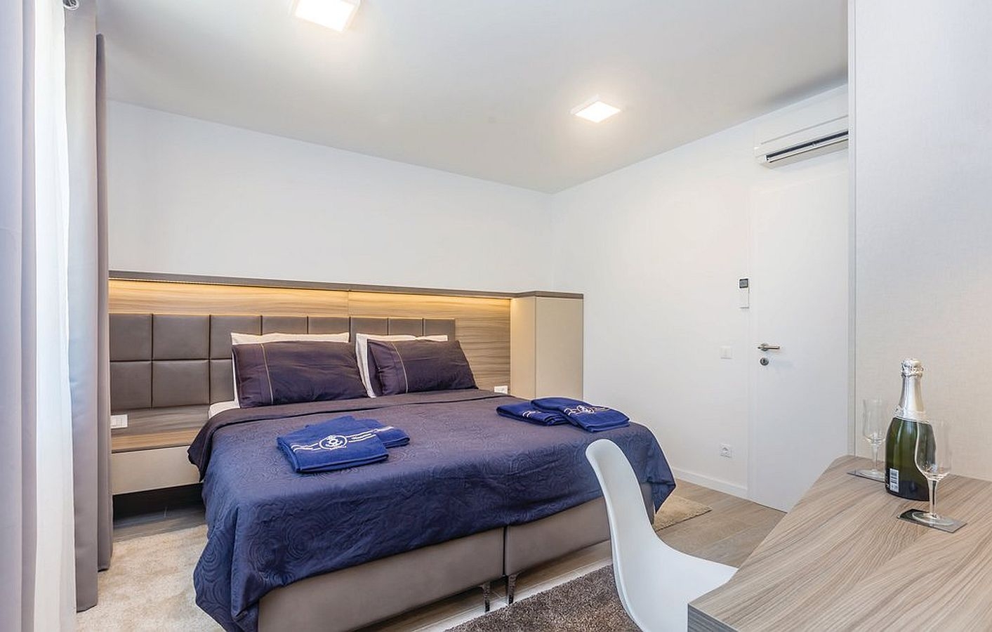 Two bedroom apartment with terrace Vantačići, Krk  A-a