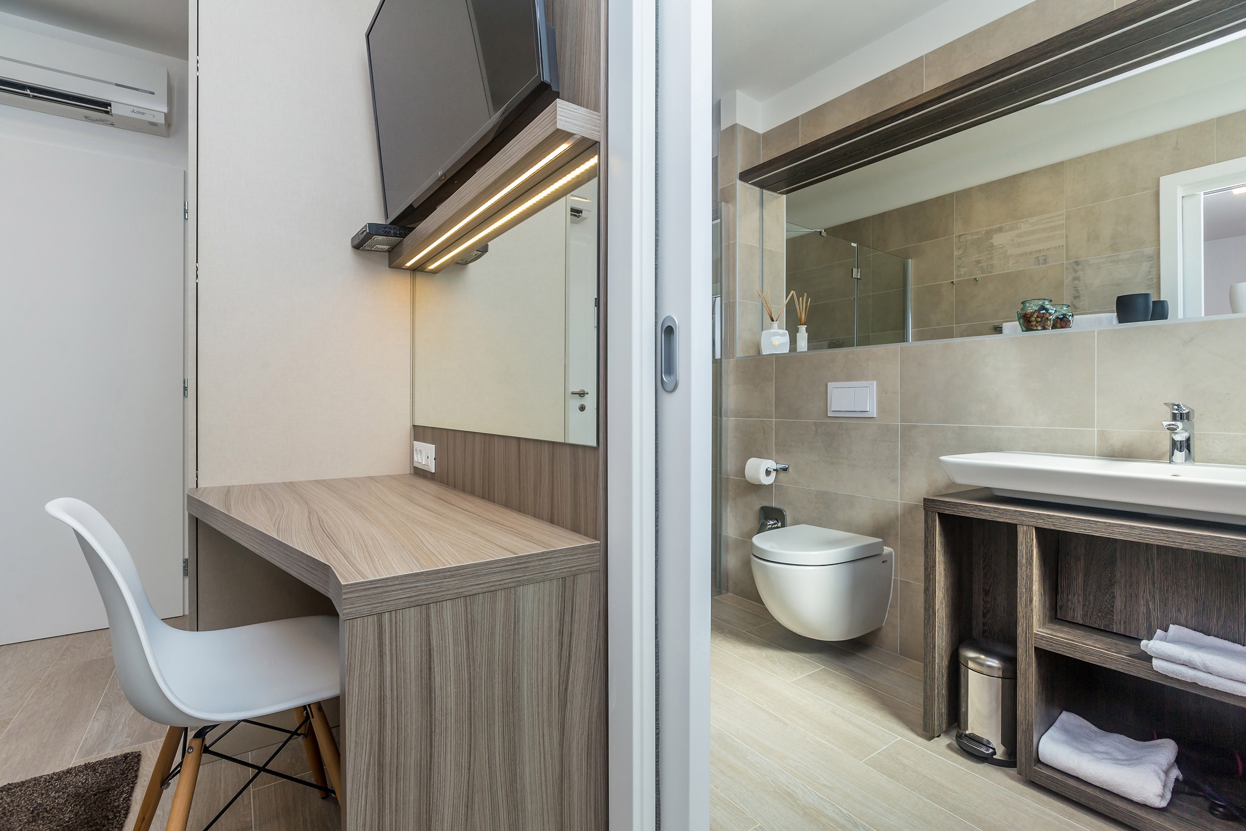 Two bedroom apartment with terrace Vantačići, Krk  A-a