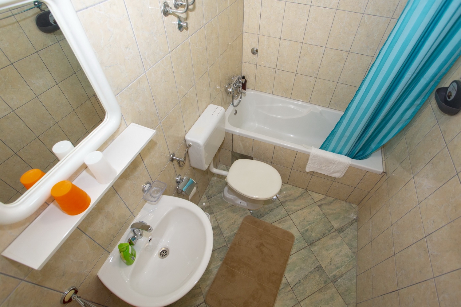 One bedroom apartment with terrace Makarska  A-a