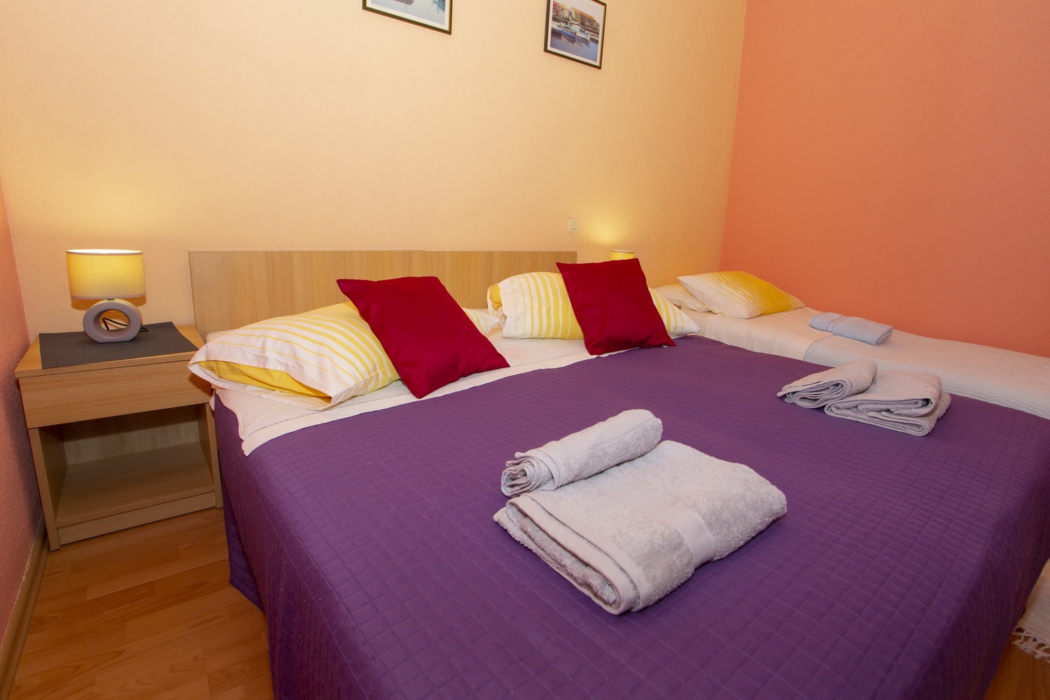 One bedroom apartment with terrace Makarska  A-a
