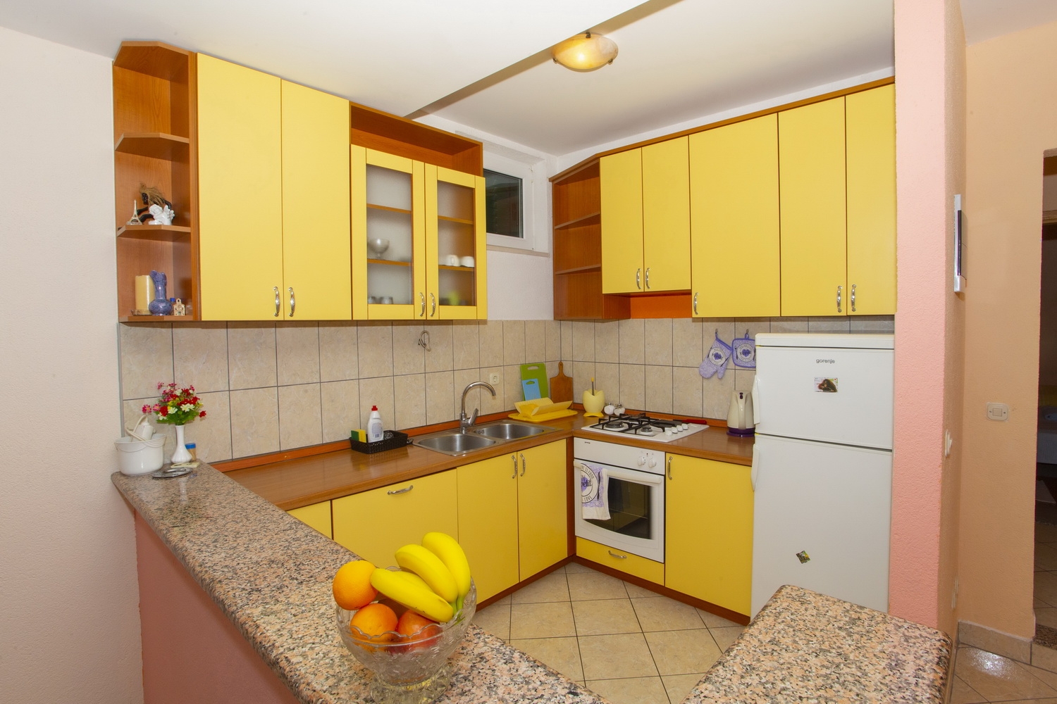 One bedroom apartment with terrace Makarska  A-a