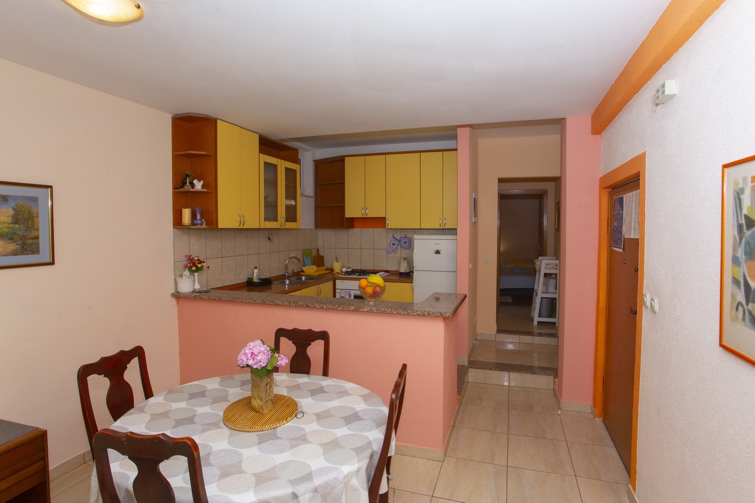 One bedroom apartment with terrace Makarska  A-a