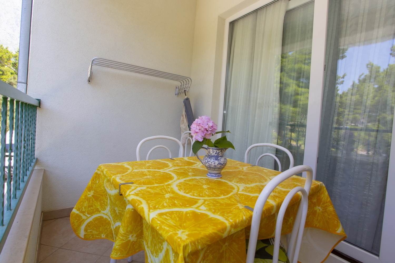 One bedroom apartment with balcony Makarska  A-d