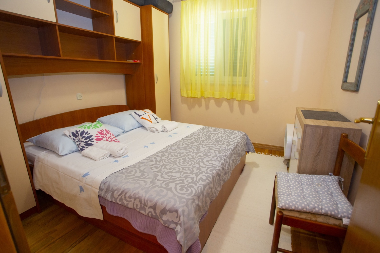 One bedroom apartment with balcony Makarska  A-d