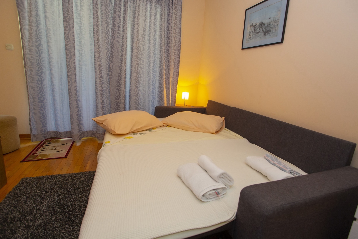 One bedroom apartment with balcony Makarska  A-d