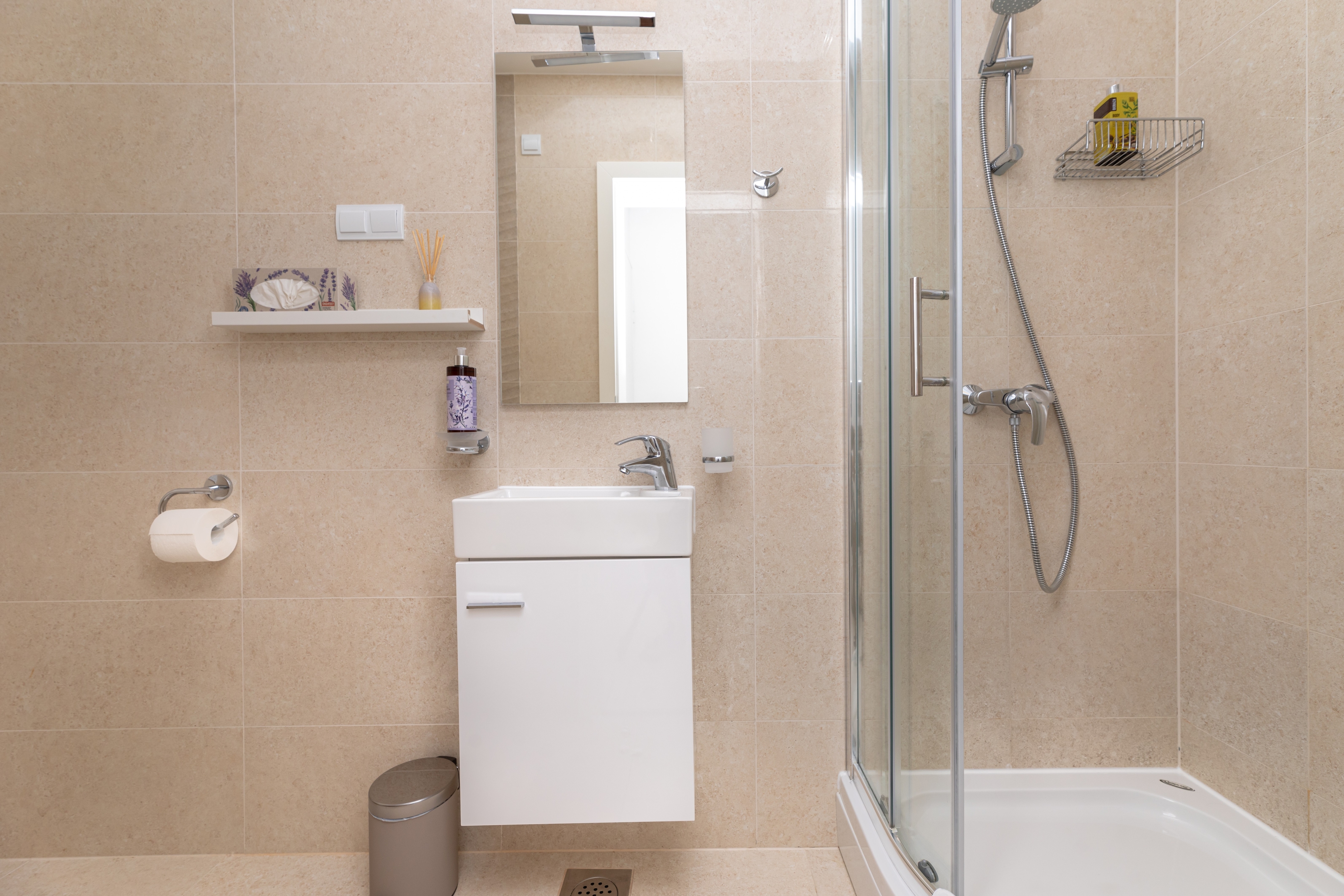Two bedroom apartment with terrace and sea view Vantačići, Krk  A-d
