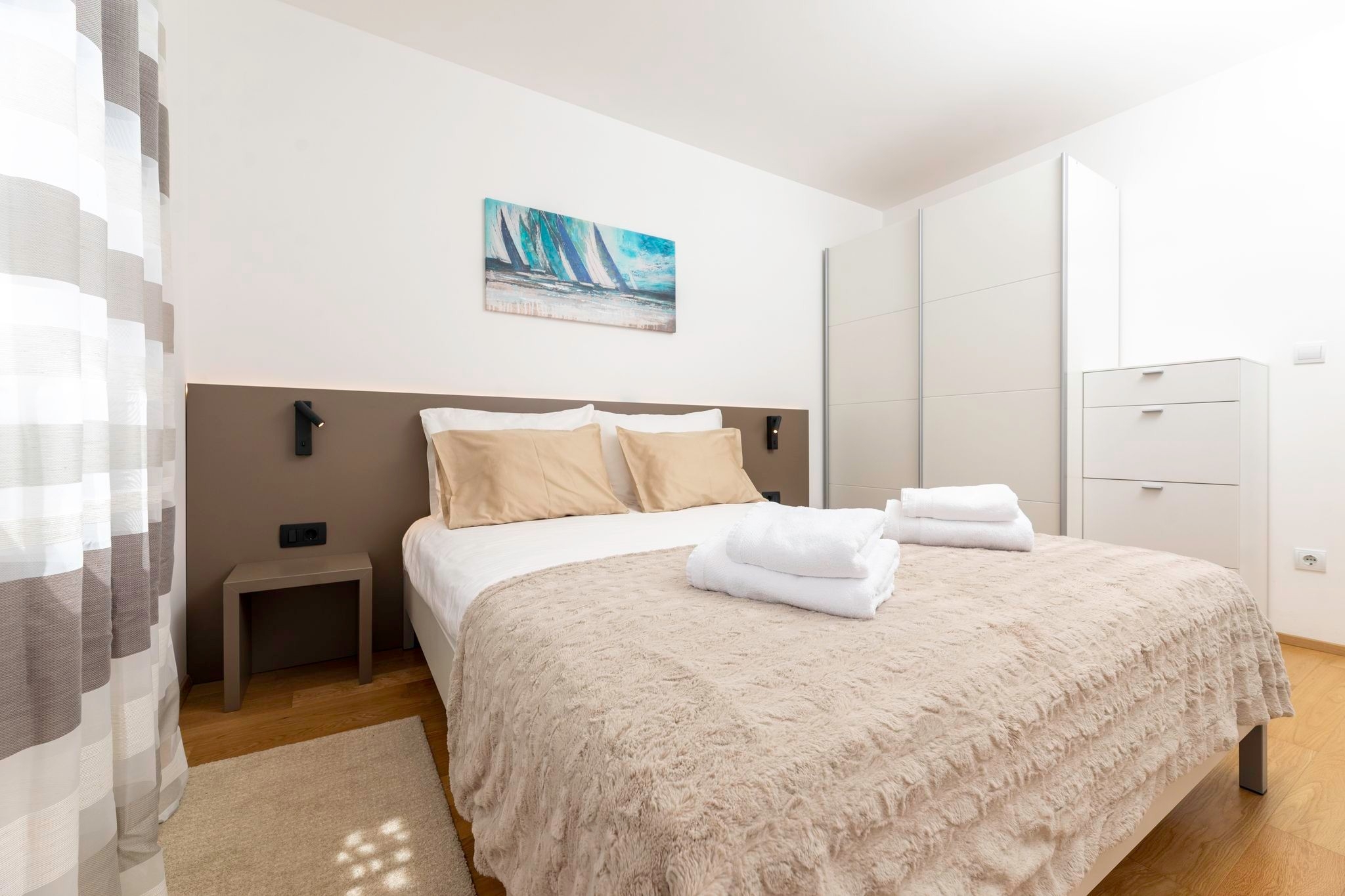 Two bedroom apartment with terrace and sea view Vantačići, Krk  A-d
