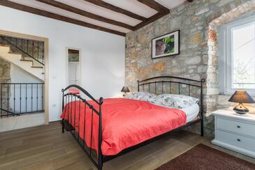 Poreč, Spalnica v nastanitvi vrste room, dostopna klima in WiFi.