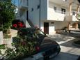 Parking lot Hvar, Hvar, Parking lot 2064 - Apartments with pebble beach.