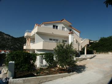 Property Hvar, Hvar, Property 2064 - Apartments with pebble beach.