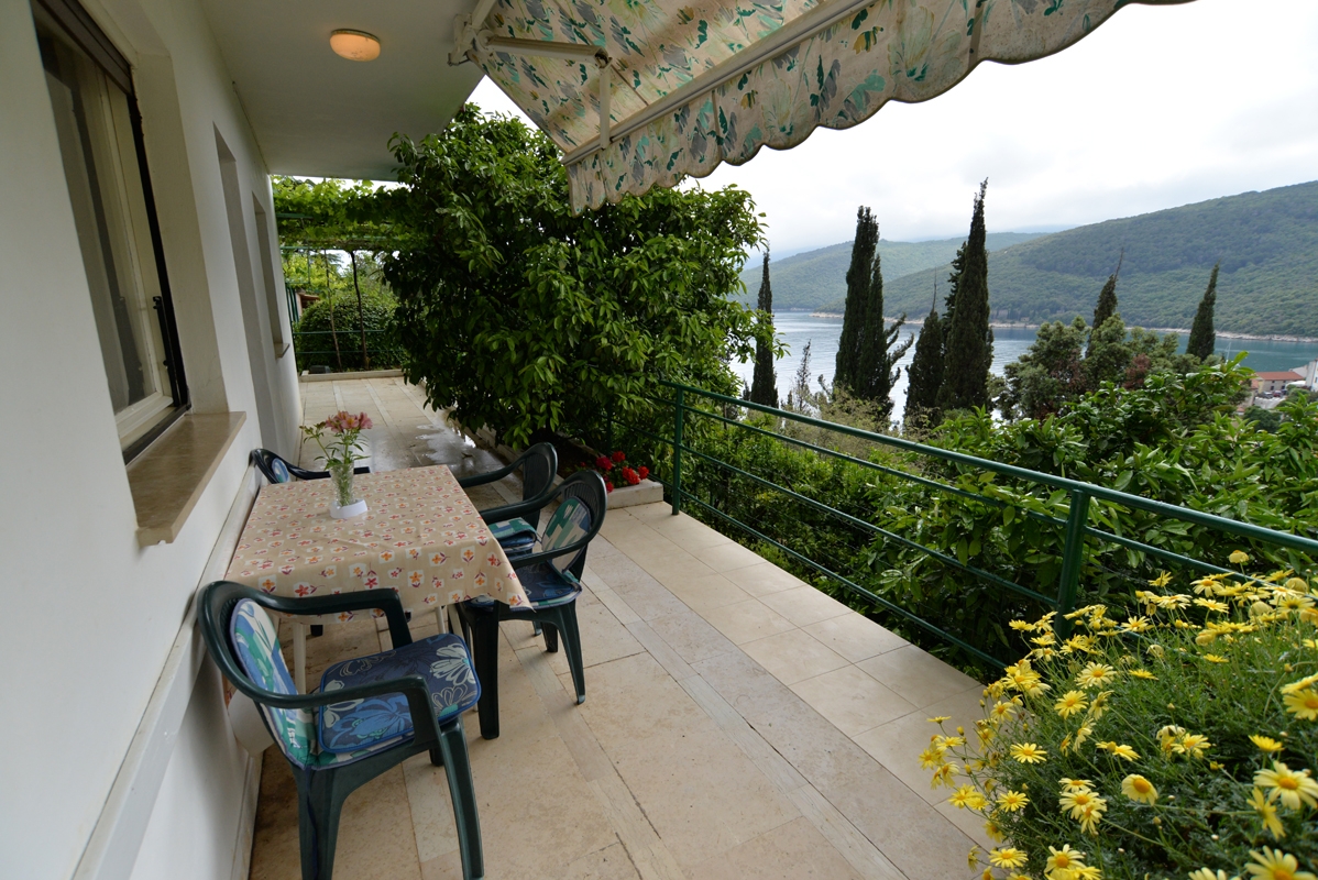 Two bedroom apartment with terrace and sea view Rabac, Labin (A-20640-b)