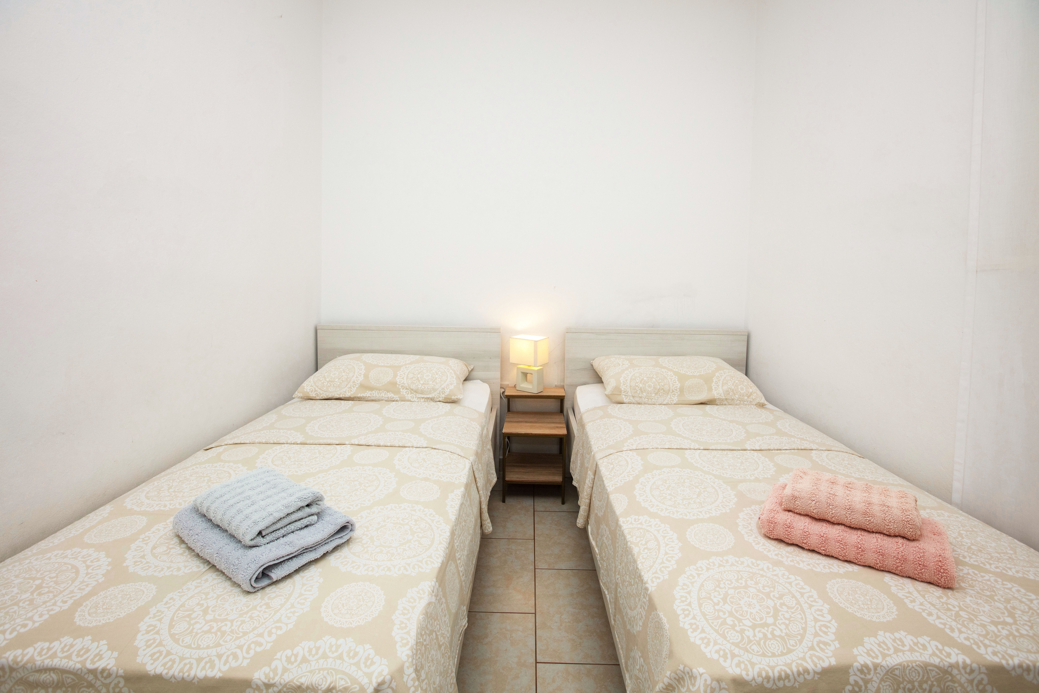 Two bedroom house with terrace Jadrija, Šibenik  K