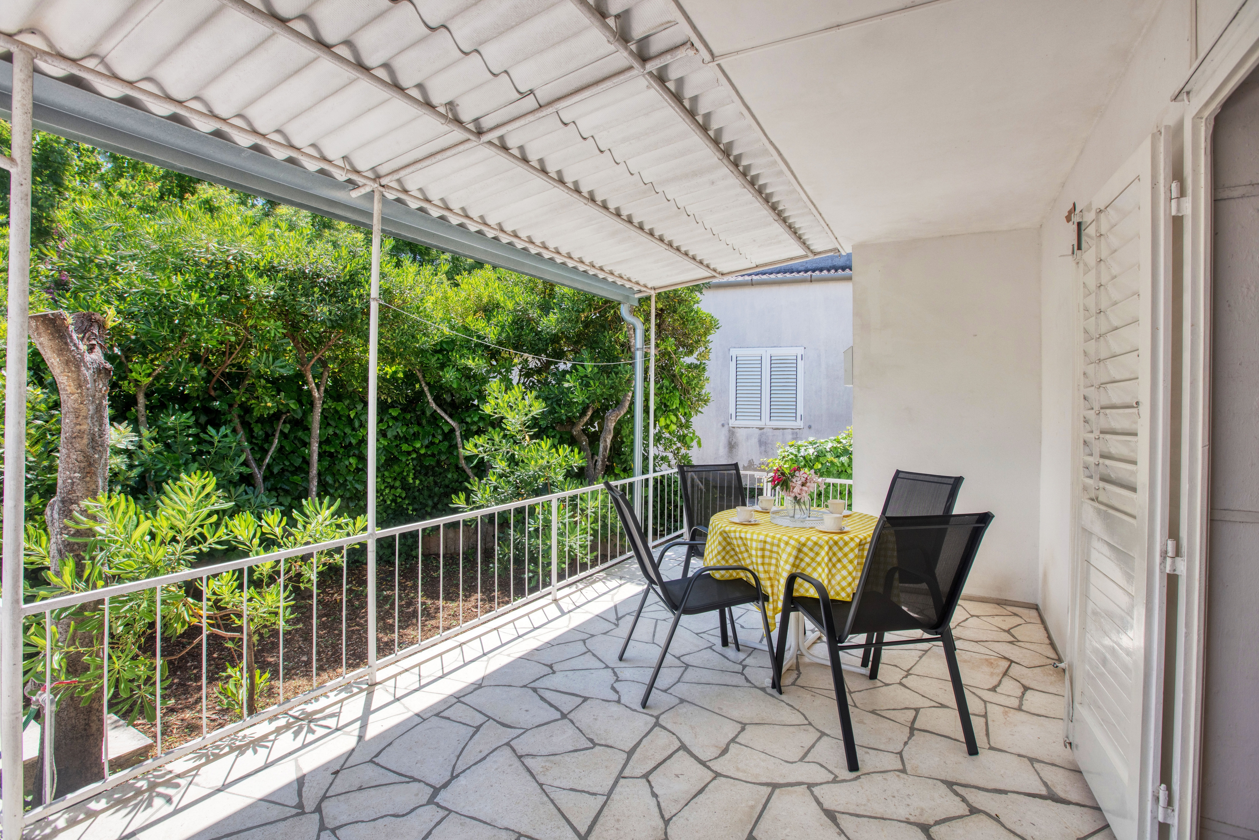 Two bedroom house with terrace Jadrija, Šibenik  K