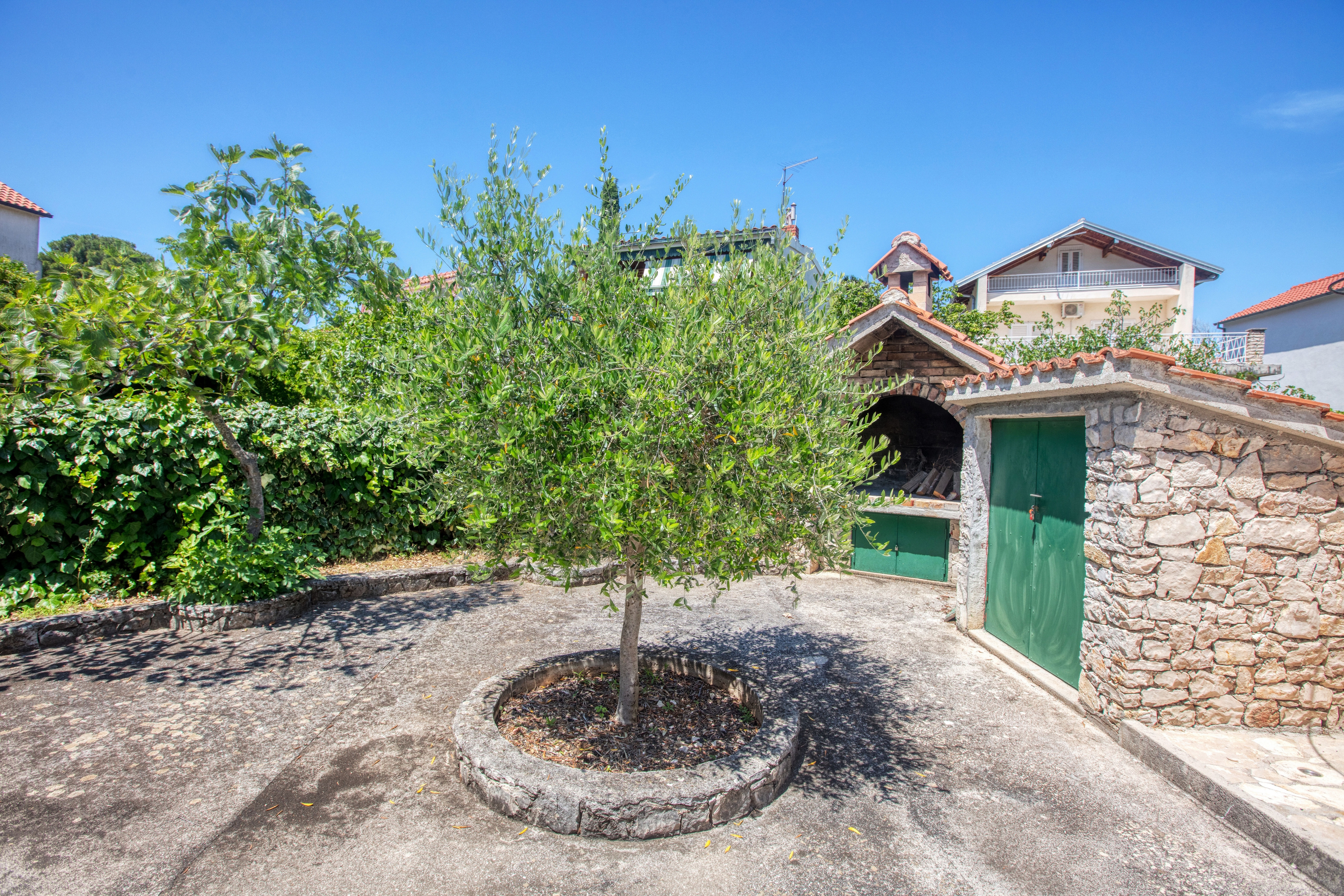 Two bedroom house with terrace Jadrija, Šibenik  K