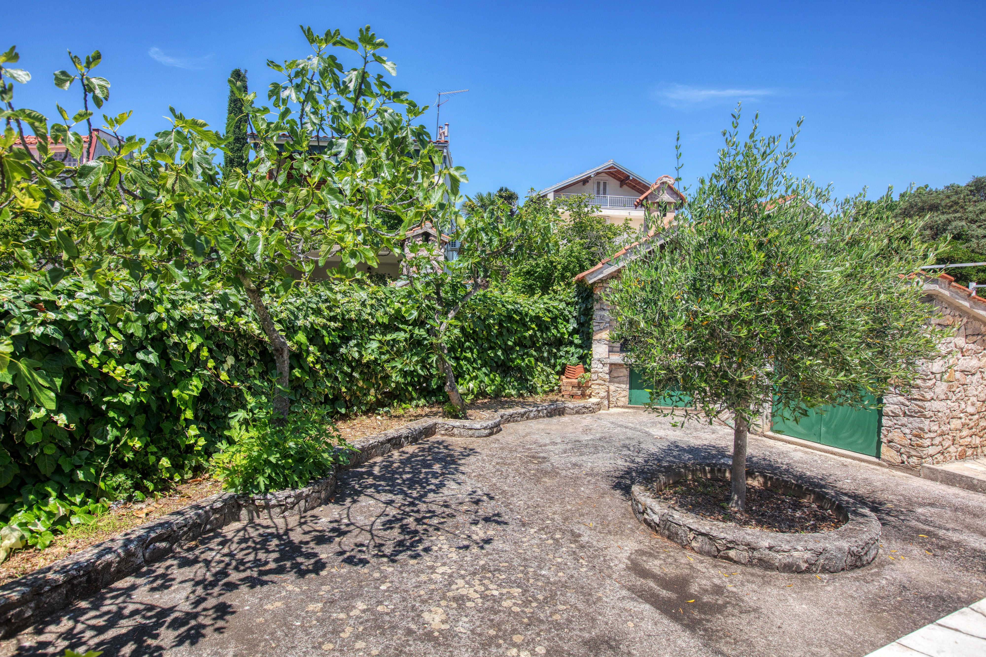 Two bedroom house with terrace Jadrija, Šibenik  K
