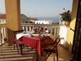 Povile, Terrace in the apartment, with a sea view, (pet friendly) and WiFi.