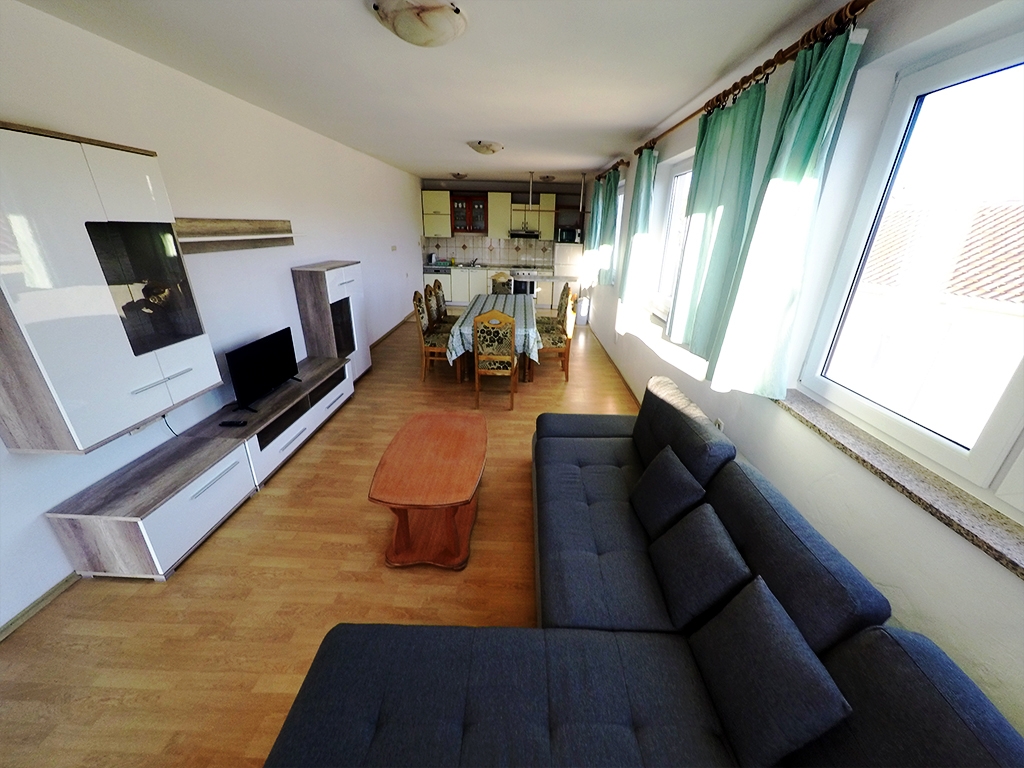 Three bedroom apartment with terrace Lopar (Rab) (A-20644-d) Three bedroom apartment with terrace Lopar (Rab) (A-20644-d)