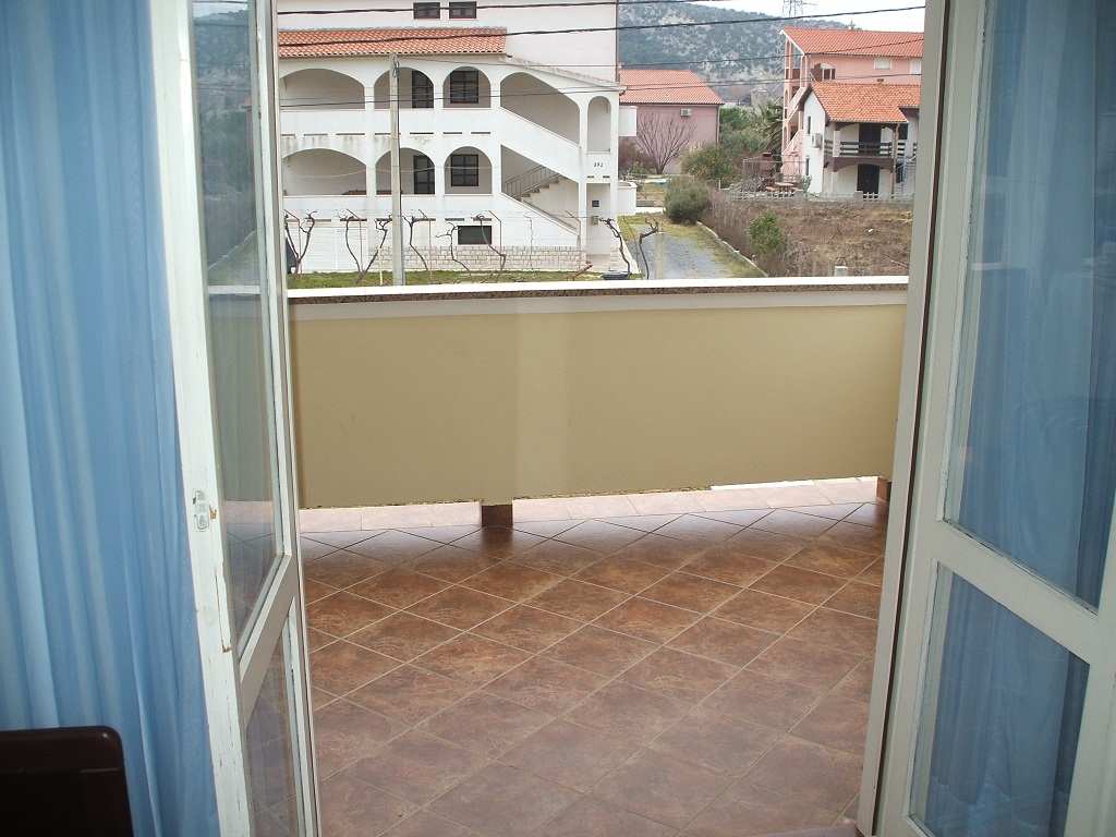Two bedroom apartment with balcony Lopar, Rab  A-e