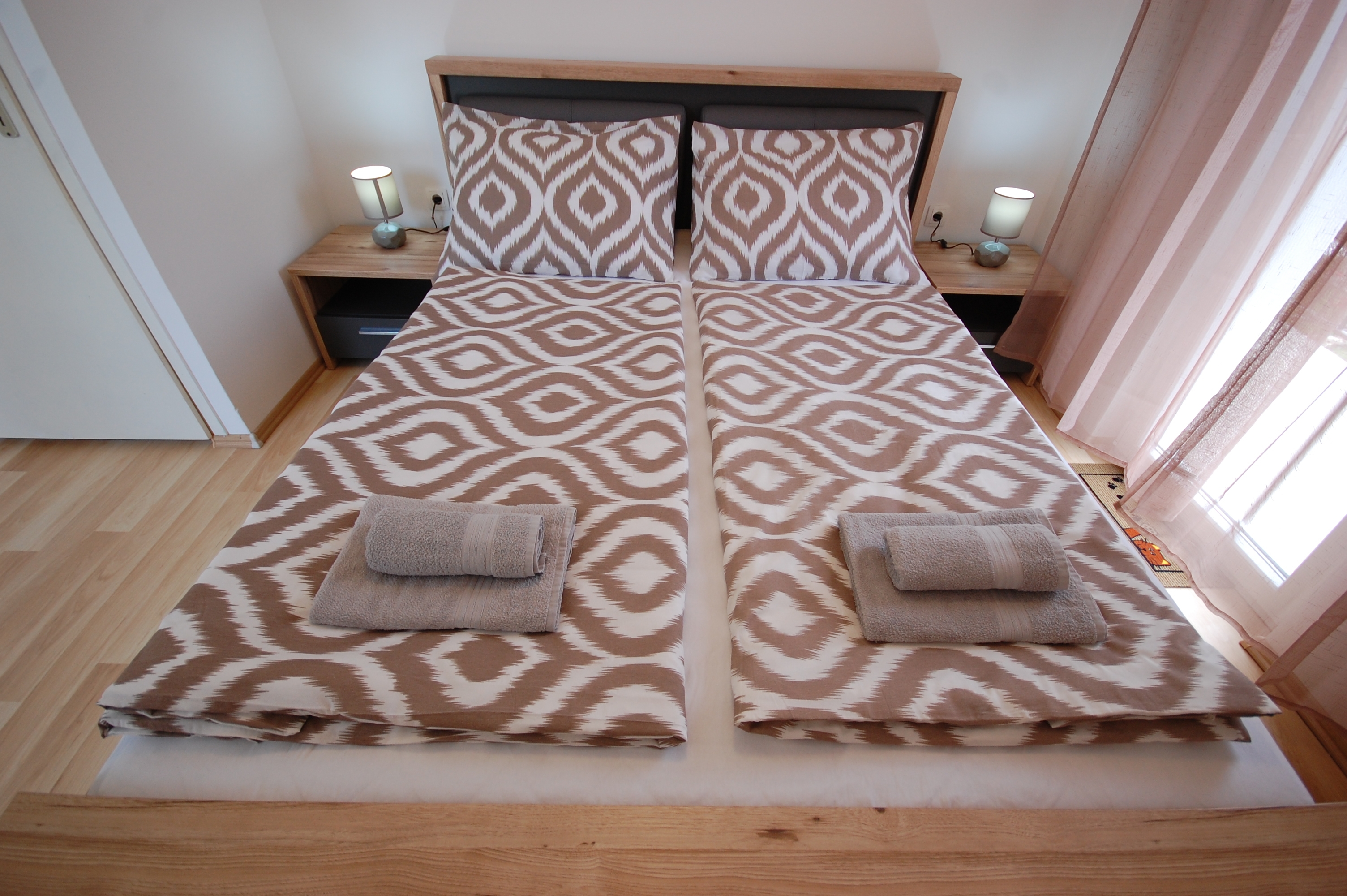 Two bedroom house with terrace Nenadići, Krk  K
