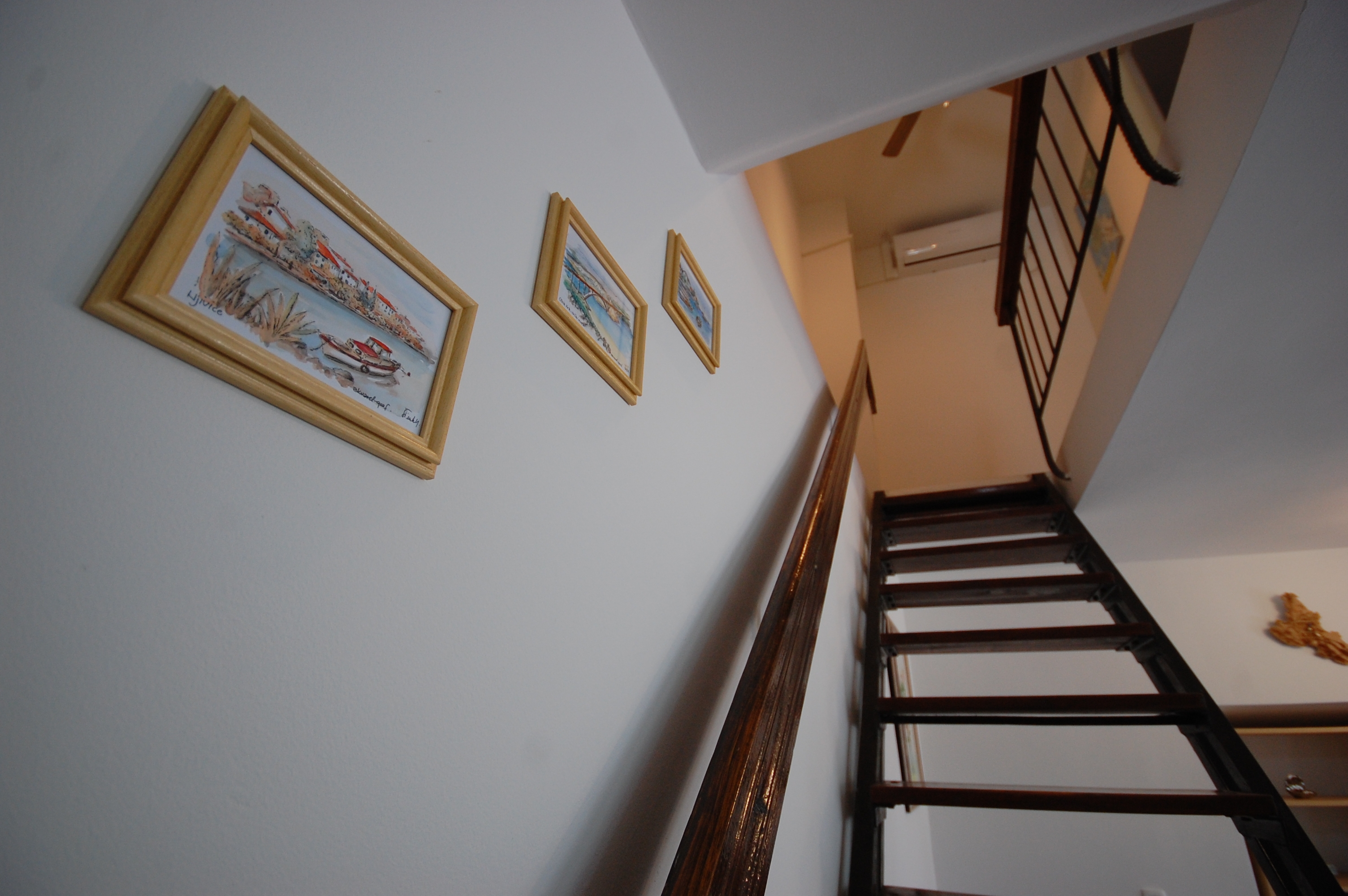 Two bedroom house with terrace Nenadići, Krk  K