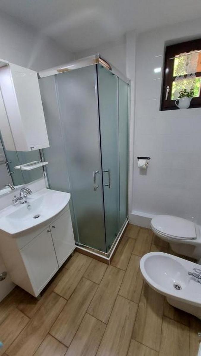 Four bedroom house with terrace Otočac, Velebit  K